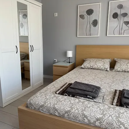 Vp Antares Apartman Napospart